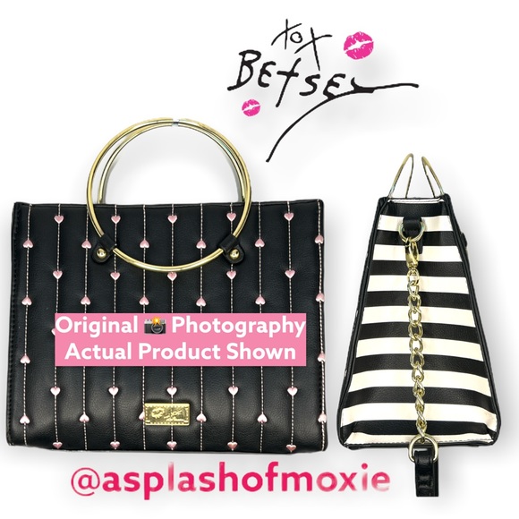 Betsey Johnson Handbags - NWOT Betsey Johnson Luv Betsey Black and White with stitched Pink Hearts